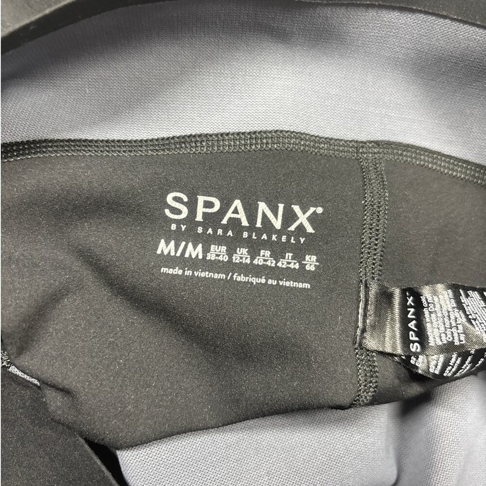 Spanx Every Wear 7/8 Active Pocket Leggings Womens M Black Yoga Pilates Shaping - Picture 6 of 10